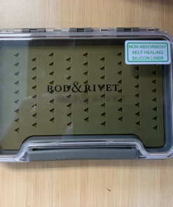 Rod & Rivet Medium Silicon Slim Fly Box
